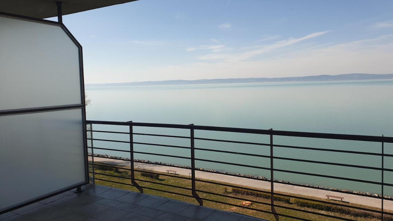 Golden Brown Apartment Siofok Luaran gambar